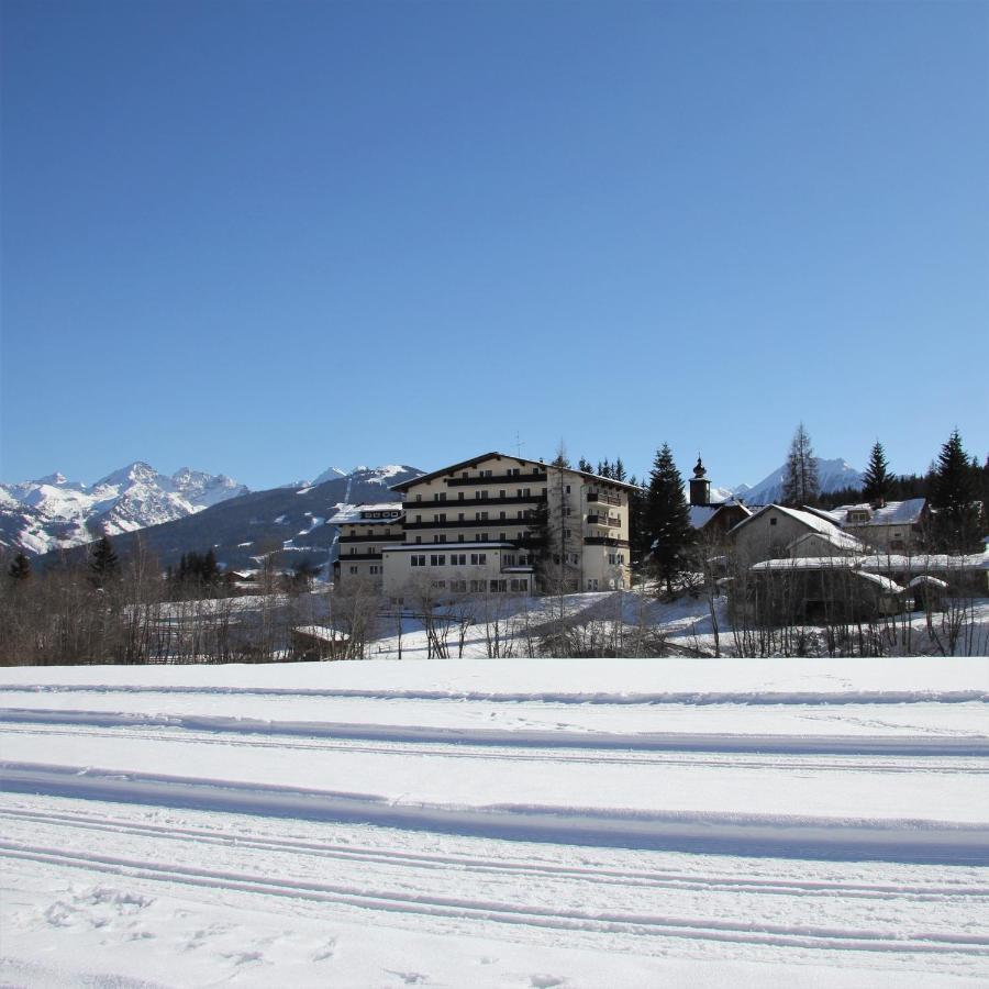 Hotel Post Ramsau am Dachstein Bagian luar foto